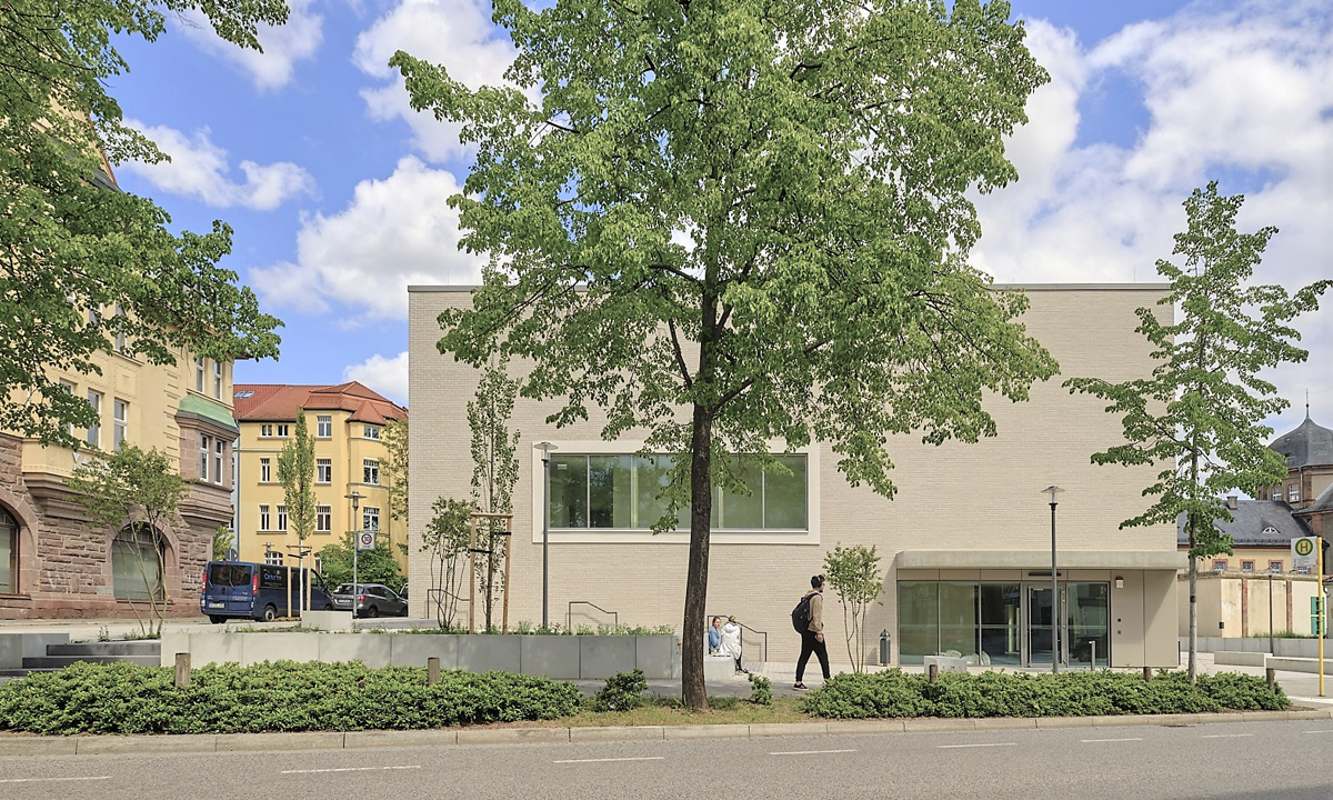 Copyright Michael Miltzow 2021 8861.jpg